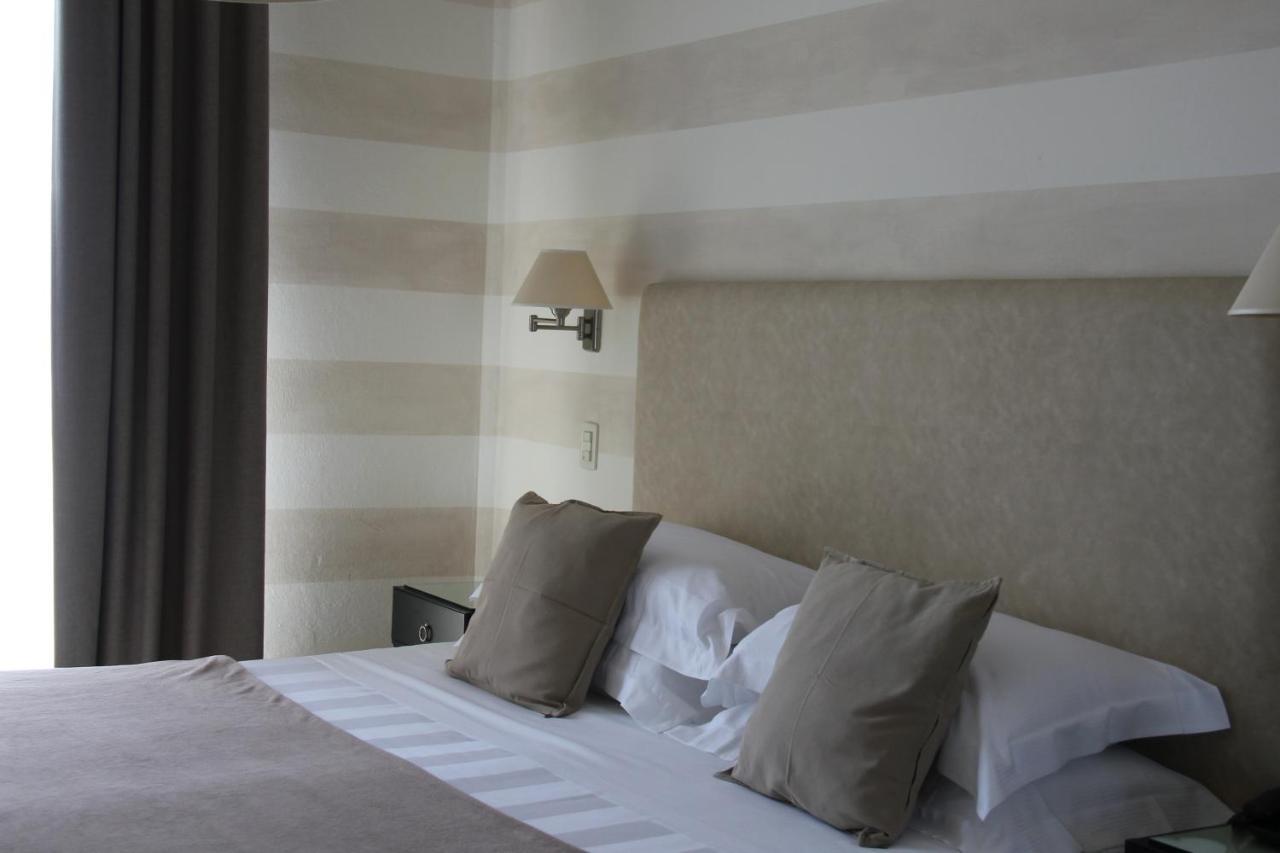 Bijou Hotel