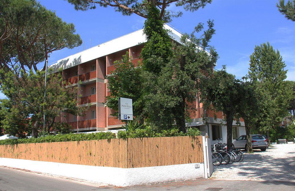 Bijou 4*