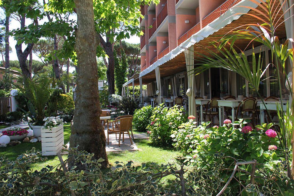 Bijou Hotel 4*